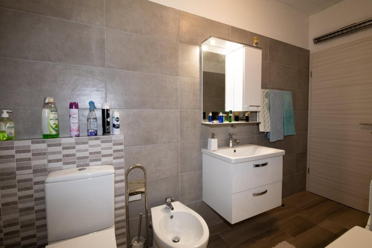 Apartman Elvis ลอฟราน ภายนอก รูปภาพ