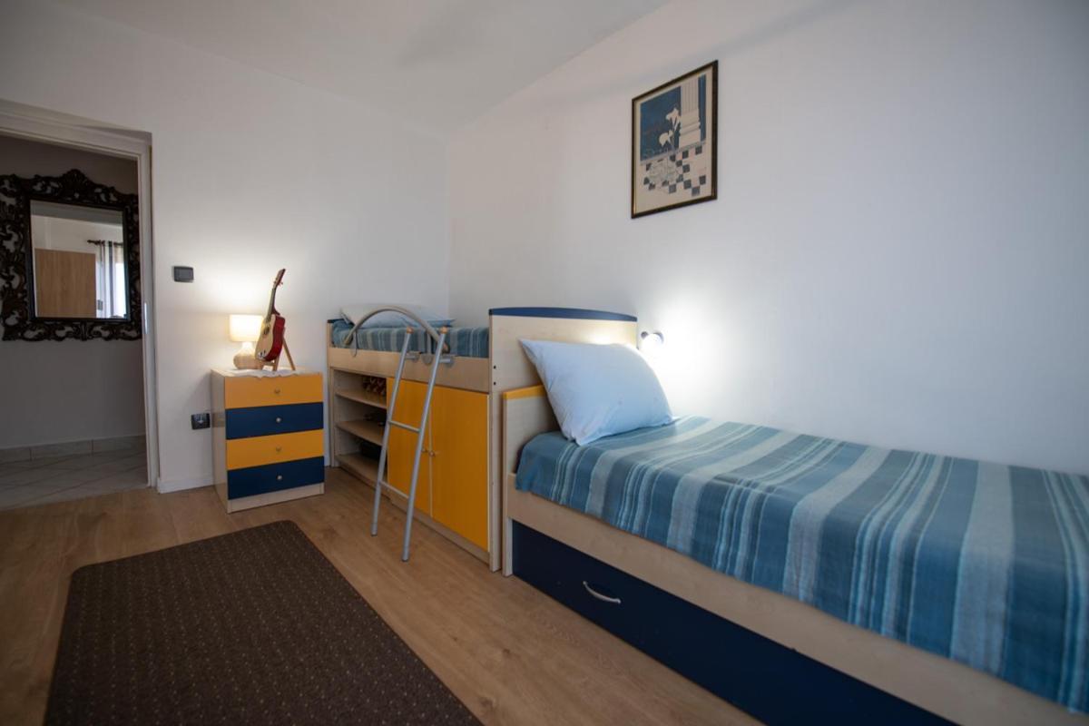 Apartman Elvis ลอฟราน ภายนอก รูปภาพ